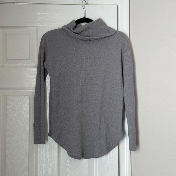 Maeve by Anthropologie Grey Gray Turtleneck Thermal Shirt XX Small Size 2XS - Picture 2 of 5